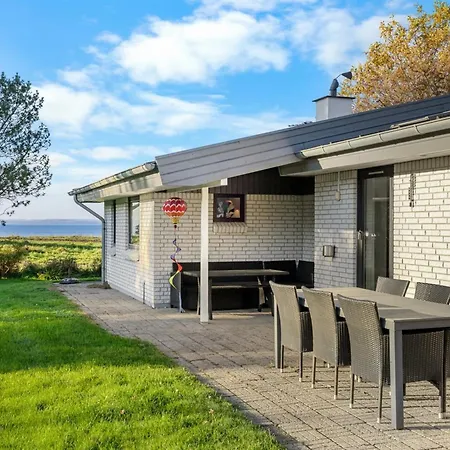 Sigbrit - 100m From The Sea By Interhome