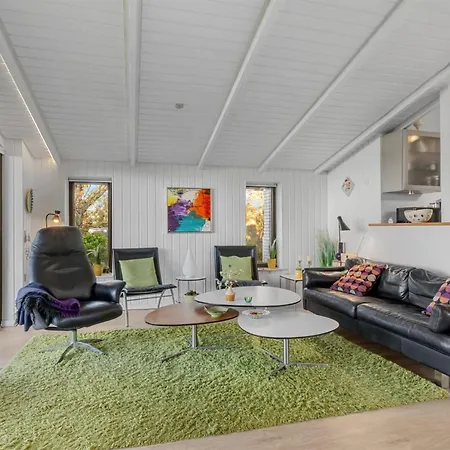 Sigbrit - 100m From The Sea By Interhome Vakantiehuis Tranekær