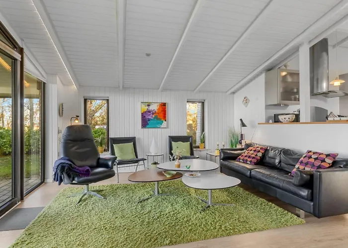 Sigbrit - 100m From The Sea By Interhome Vakantiehuis Tranekær